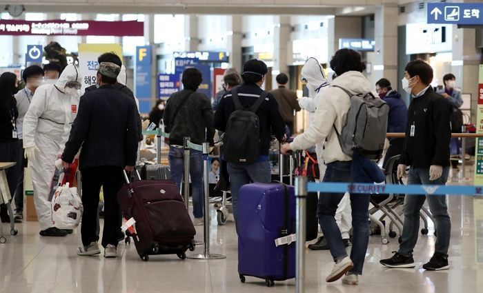 영국발 ‘변이 바이러스’ 확진자 2명 추가···20대 여성·80대 남성