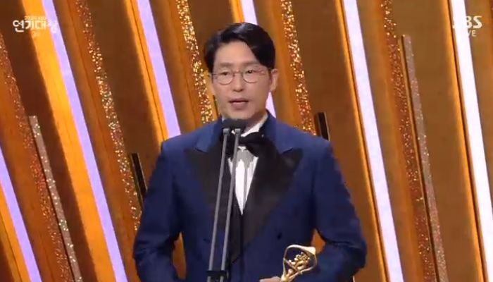 ‘펜트 주단태’로 전성기 맞은 엄기준, 최우수상 수상