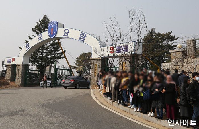 코로나 때문에 난리난 논산훈련소···‘급똥’ 신호와도 마음대로 화장실 못가