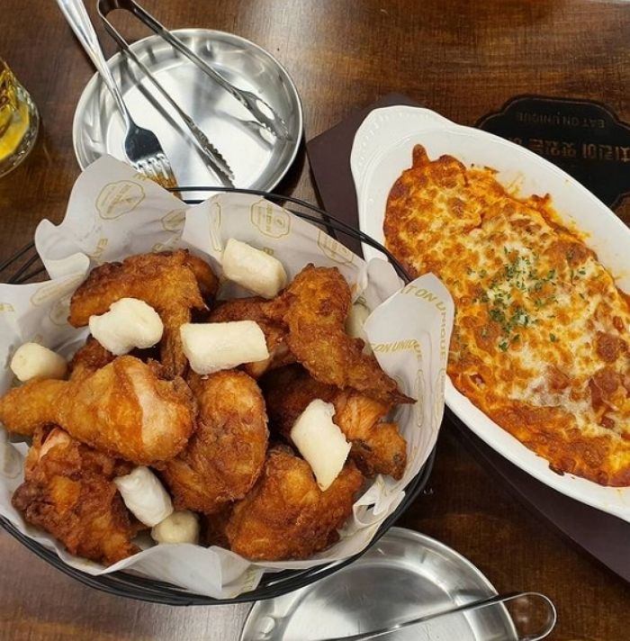 명륜진사갈비가 선보인 1만 9천원짜리 ‘치킨+스파게티+콜라’ 조합 ‘파스타치요’