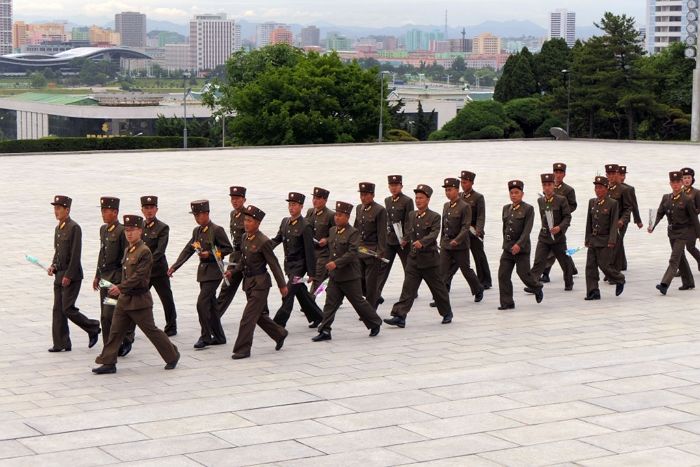 남자 키 ‘148cm’만 돼도 현역 입대해야 하는 북한군의 신체검사 기준