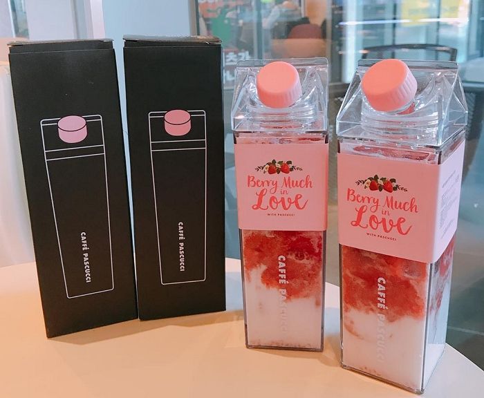 품절 대란 일으켰던 파스쿠찌 ‘딸기 밀크 보틀’이 다시 돌아왔다