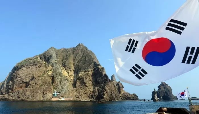 독도 지키려고 사비로 무기 사서 일본군과 전투 벌였던 ‘독도 의용수비대’ 홍순칠 대장