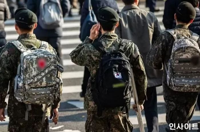 국방부, 군내 거리두기 완화…장병들 휴가 15일부터 재개