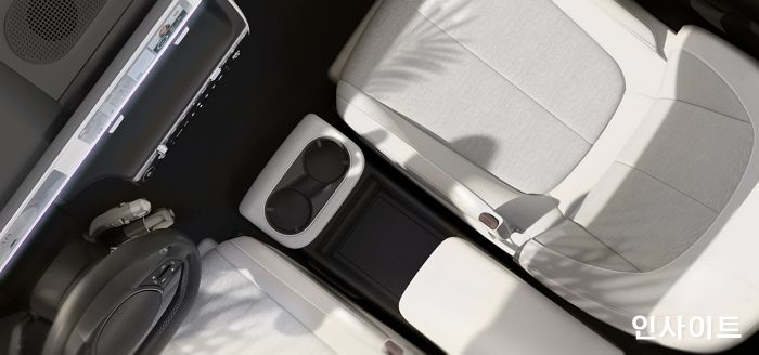 현대차, ‘아이오닉 5’ 내부 티저 이미지 공개