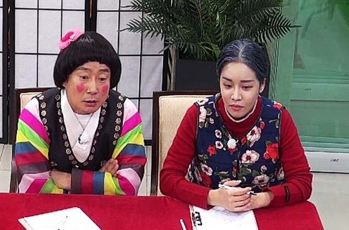 ‘넘사벽 텐션’으로 데뷔하자마자 빵 뜨더니 ‘물어보살’ MC 된 BJ 랄랄 (영상)