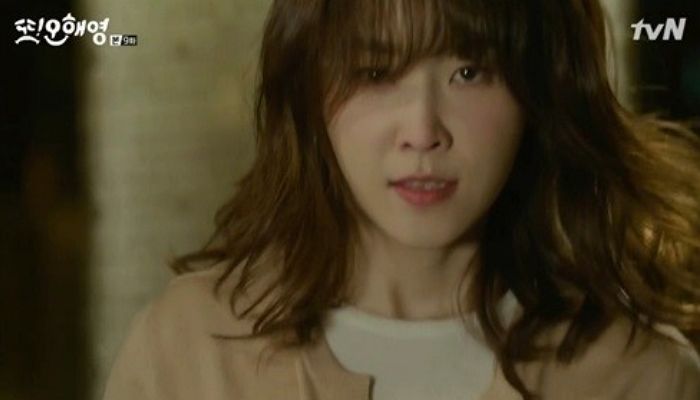 엘베 기다리던 주민에게 “올라가는 김에 전달해줘요”라며 떡볶이 쥐어주고 간 배달기사