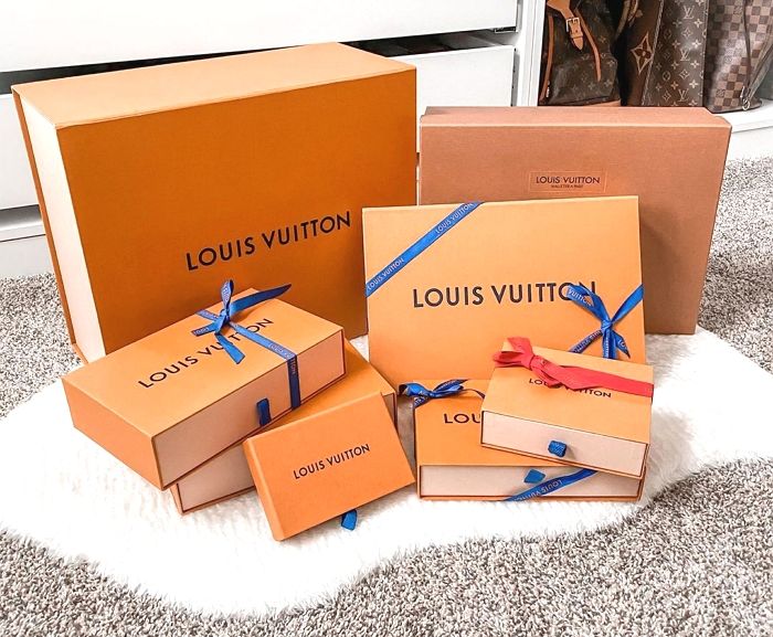 루이비통, 한 달 만에 인기 품목 ‘가격’ 또 올렸다