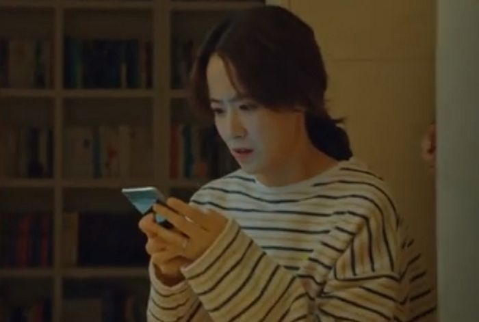 ‘1년’ 만난 남친 폰 디데이 계산기에 ‘1766일째 연애중’ 적힌 걸 본 여성이 한 결심