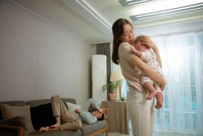 왕따당한 딸 위해 ‘사모님’처럼 차려입고 학교 찾아간 새엄마가 선생님에게 한 행동