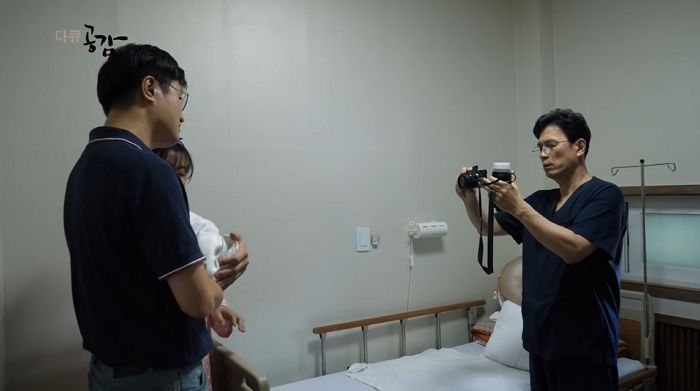 산모들한테 병원비 안 받아 쌓인 빚만 ‘7억’인 한 산부인과 의사의 ‘작은 꿈’ (영상)