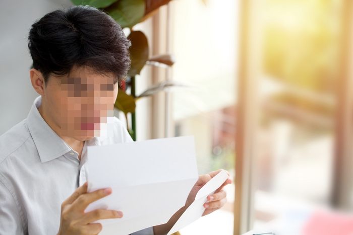 월 700만원씩 생활비 받은 아내가 10년 모아놓은 ‘저축액’ 본 남편은 충격에 빠졌다