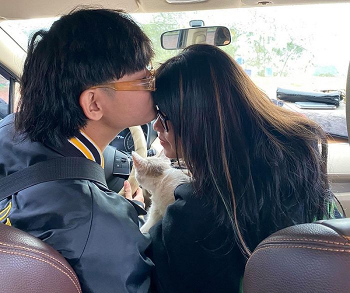 생리통 때문에 “우울하다”는 한마디에 여친 계좌로 50만원 쏴준 남친