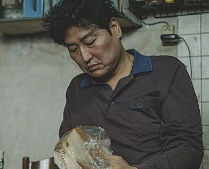 “진짜 미안한데, 밥 하나만 시켜주면 안 되겠나”...몇 주째 굶다 친구한테 카톡한 남성이 받은 ‘답장’