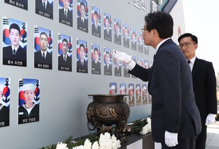 정치적 중립 이유로 ‘천안함 추모행사’ 참석 거부 당한 유승민 전 의원