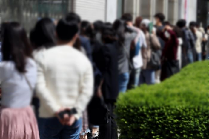 “구찌는 3등급”···요즘 10·20대 사이에서 퍼지고 있는 ‘명품 브랜드’ 계급도