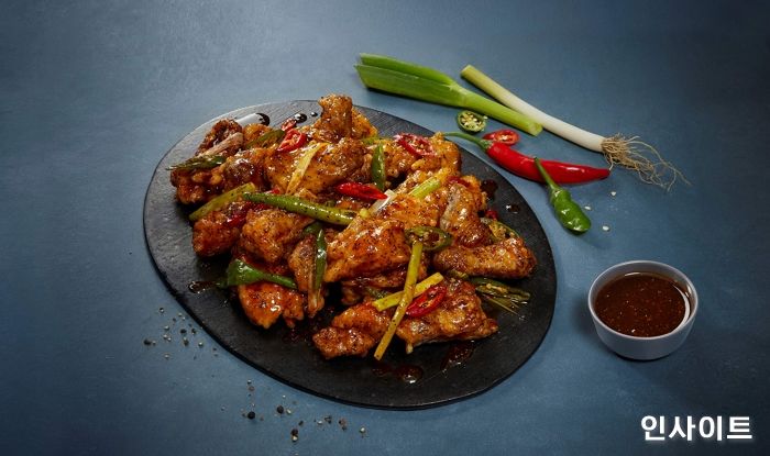 BBQ, ‘매콤·새콤·단짠’ 황올한 깐풍치킨 신메뉴 출시