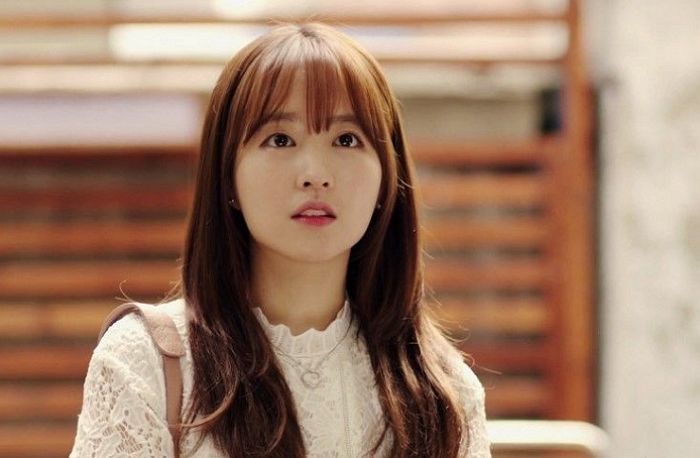 박보영 닮은 20대 여직원에게 ‘사랑 고백’ 하겠다는 42살 부장님 보고 언니들이 보인 현실 반응