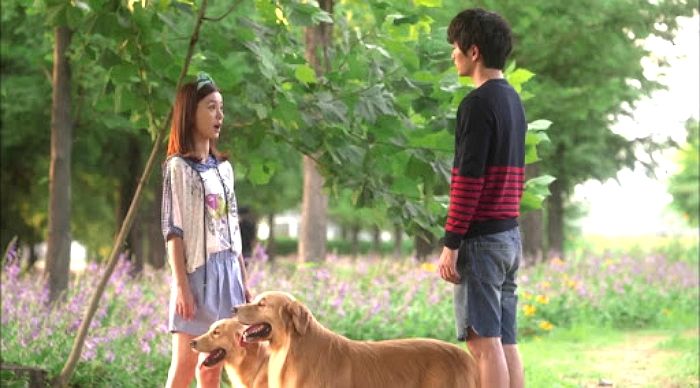 “저 만날 때는 얌전히 입는 여친이 친구들 만날 때만 초미니 스커트에 쇄골 노출하는 게 이해 안 돼요”