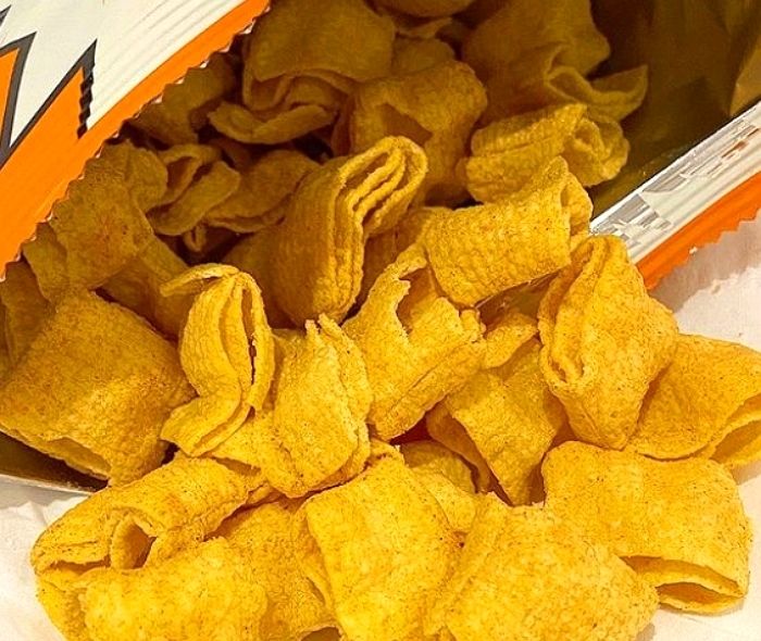 외국에만 출시돼 ‘국내 도입’ 시급하다고 난리 난 오리온 ‘꼬북칩 마라맛’