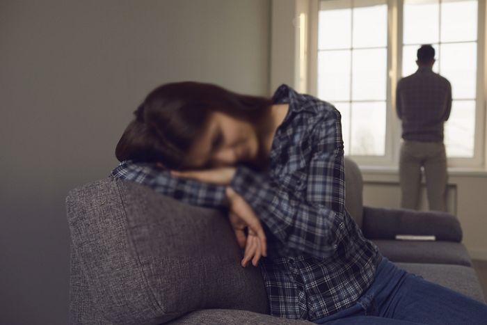 남편을 결혼 전 10년 동안 사귀었던 ‘전여친’ 결혼식에 보내준 여성