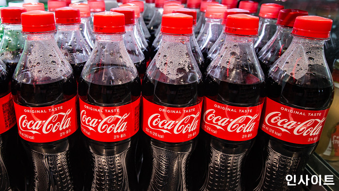 코카콜라, 3년만에 가격 인상···원자재 가격 상승 여파