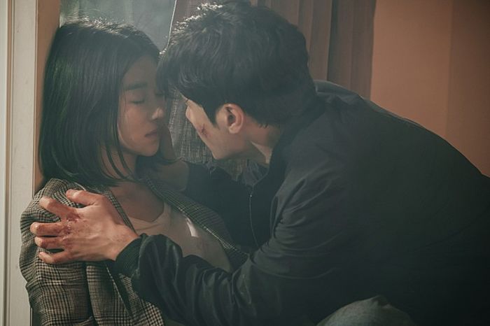 예매율 1위 찍었지만 호불호 확 갈린 서예지X김강우 주연 ‘내일의 기억’ 실시간 후기