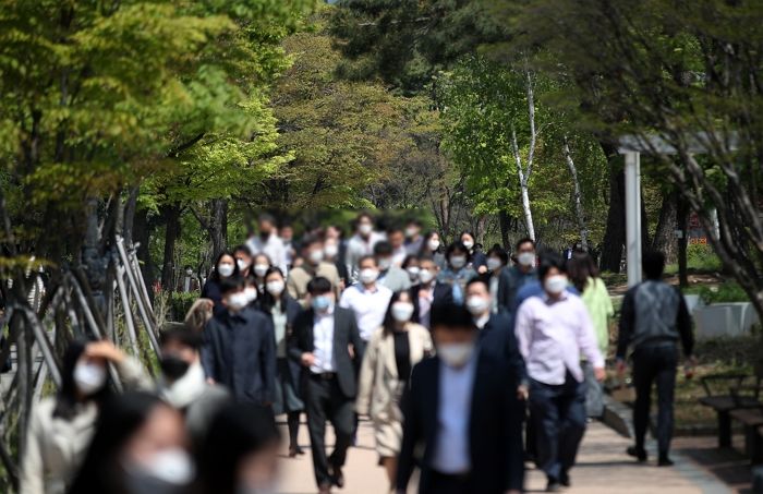 평사원 연봉 평균 ‘1억’이라 대한민국 2030 청년들이 가장 입사하고 싶어하는 기업 8곳