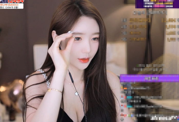 ‘여혐’ 생길 것 같다고 토로한 BJ금화가 최근 한 여캠에게 당한 일