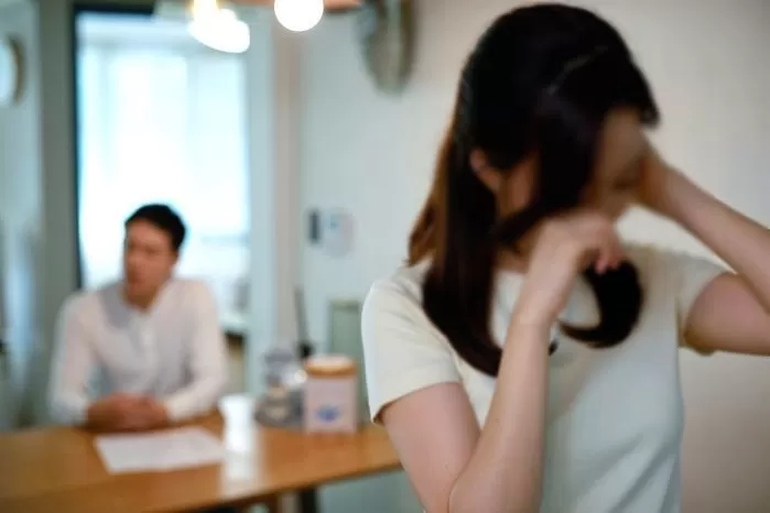 대학생들 사이서 호불호 갈리는 ‘캠퍼스 비밀 연애’···“짜릿하다 vs 무조건 싫다”