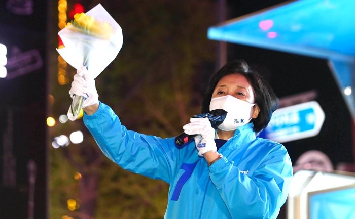 박영선 선거벽보 훼손한 중학생이 법원 ‘소년부’ 송치되자 한 시민이 올린 청원