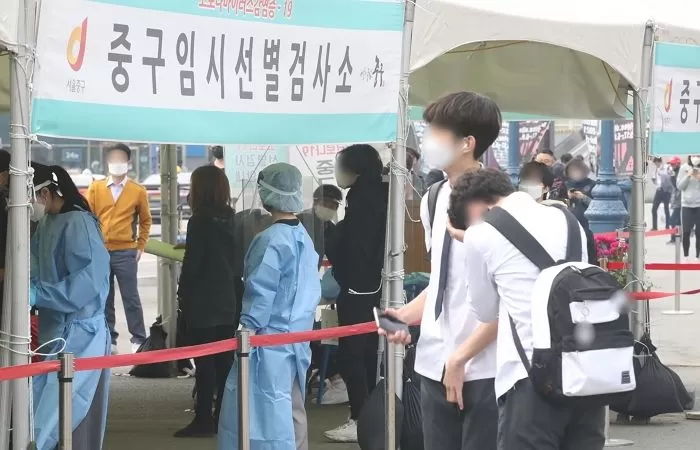 ‘주말효과’ 나온 어제(24일), 국내 코로나 확진자 644명 발생