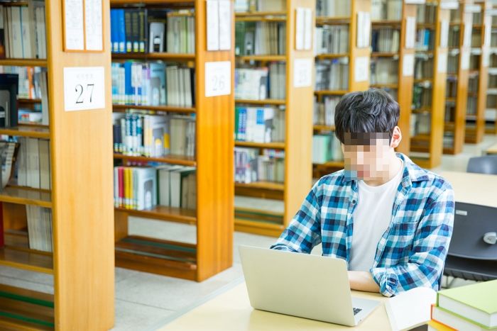 남성들 변화에 놀라 “화해하자”는 여성들의 제안에 분노한 연세대생이 올린 글