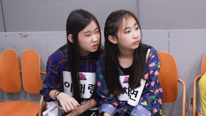 1살 차 ‘친자매’인데 너무 똑닮아 다들 ‘쌍둥이’로 착각하는 아이즈원 이채연X있지 채령
