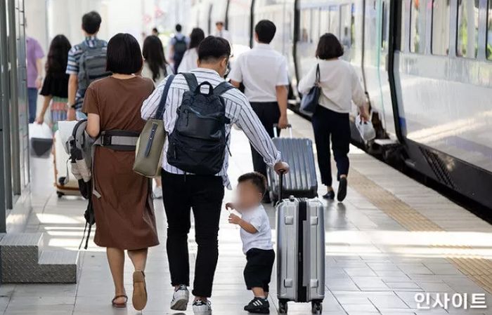 경기도, 비정규직 근로자 1700명 뽑아 1인당 25만원 휴가비 쏜다