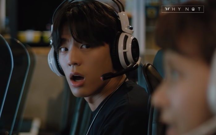 “게임 닉네임 ‘大韓民國’으로 했다가 한국인들한테 짱X라고 욕 먹었습니다”