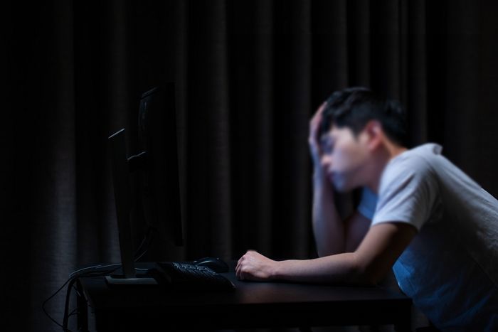 등 돌린 ‘이대남’ 붙잡기 위해 민주당에서 갑자기 쏟아낸 4가지 ‘구애 작전’