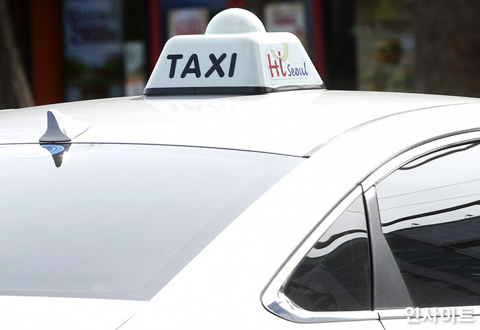 “하나님께 회개해”···대낮에 택시기사 목 조르고 폭행하며 갈비뼈 4대 부러뜨린 남성