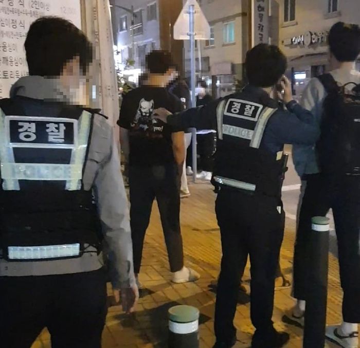 ‘길빵’하는 고딩 10명 훈계하다 “쫄았냐”는 말에 한 대 때렸다가 입건된 남성