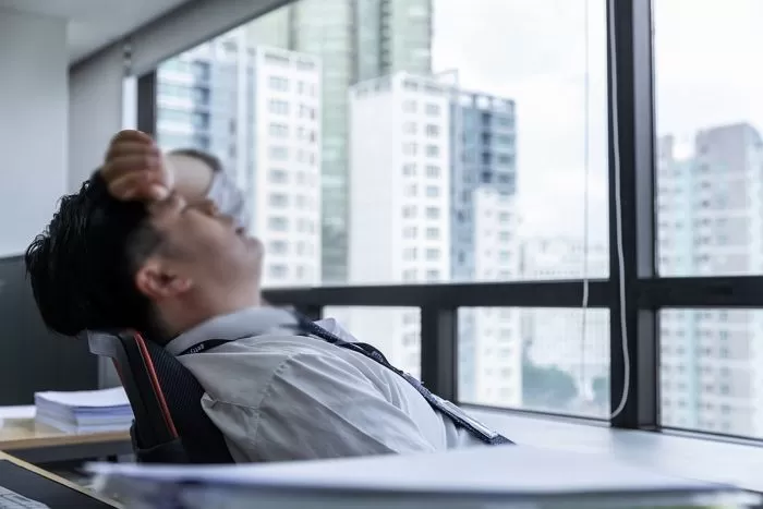 ‘여성 임금 받는 수혜자’라는 이유로 남녀 티켓값 차별 둔 페미니즘 전시