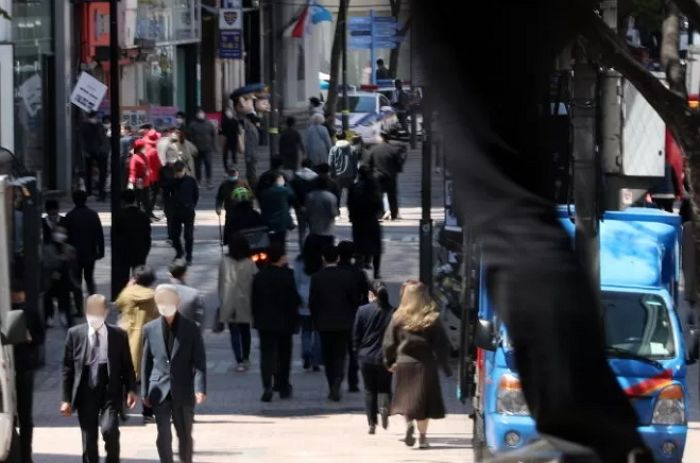 어제(2일) 코로나19 일일 확진자 488명 발생···사망자는 1명 늘어