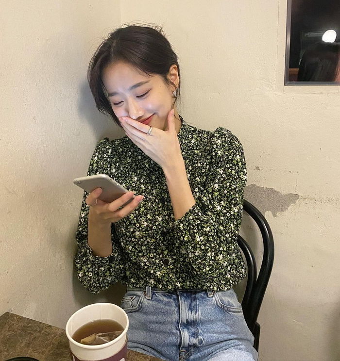 어린이날인 오늘(5일) 23번째 생일 맞은 이나은에 축하 메시지 남기는 팬들