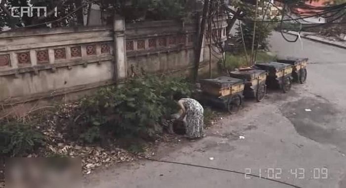 ‘원피스’ 입고 쓰레기 버리러 나왔다가 변태한테 ‘엉만튀’ 당한 남성의 현실 표정