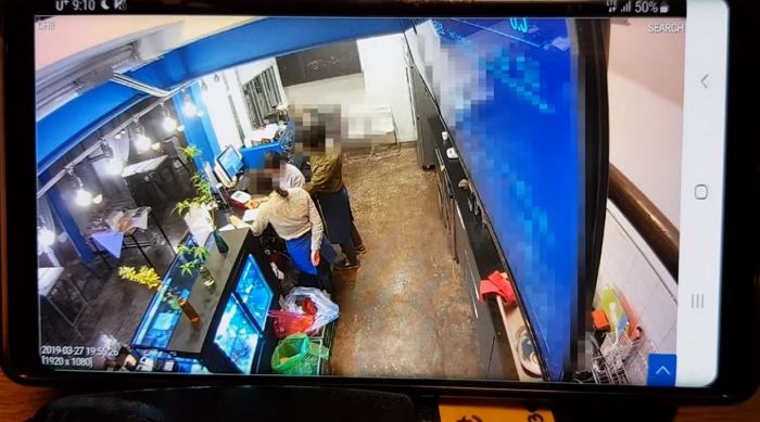 카페 알바생 성추행으로 전과자된 남자가 “억울하다”며 올린 당시 현장 CCTV 영상