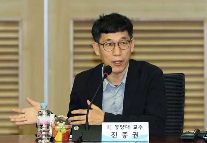 이준석 지지하는 남성들 ‘작은고추부대’라고 조롱한 진중권