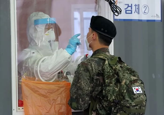 어제(8일) 하루, 국내 코로나 확진자 564명 발생···사망자 9명