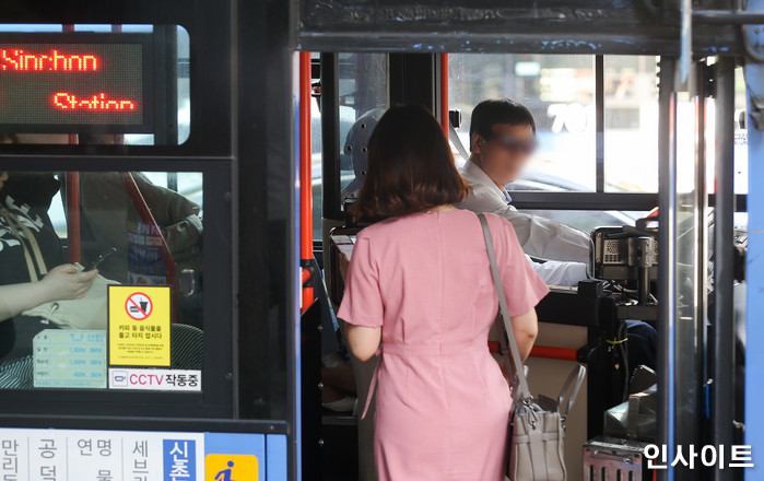 전국 지자체에 버스·지하철 요금 ‘인상’하라고 지시한 정부