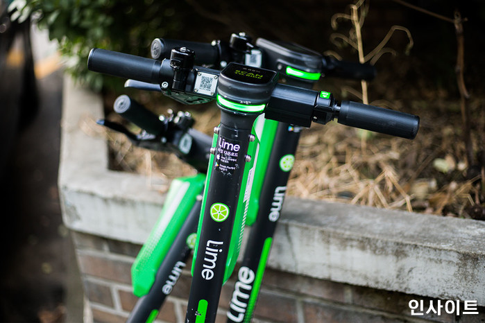 13일 목요일부터 ‘면허’ 없으면 전동 킥보드 운전 못한다