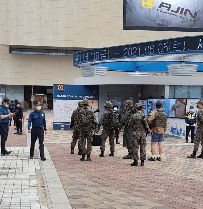 오늘(11일) 무장한 군인+헬기 총출동해 외국인들 ‘멘붕’ 오게 만든 동대구역 실시간 상황