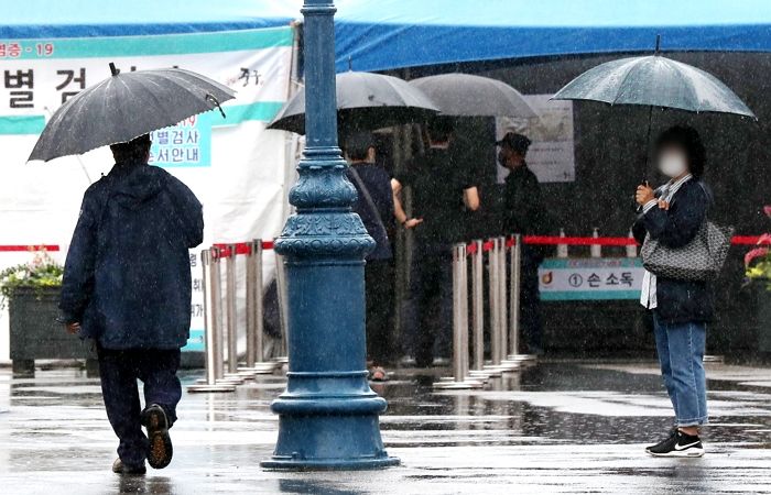 어제(16일) 국내 코로나 확진자 619명···사흘 연속 600명대